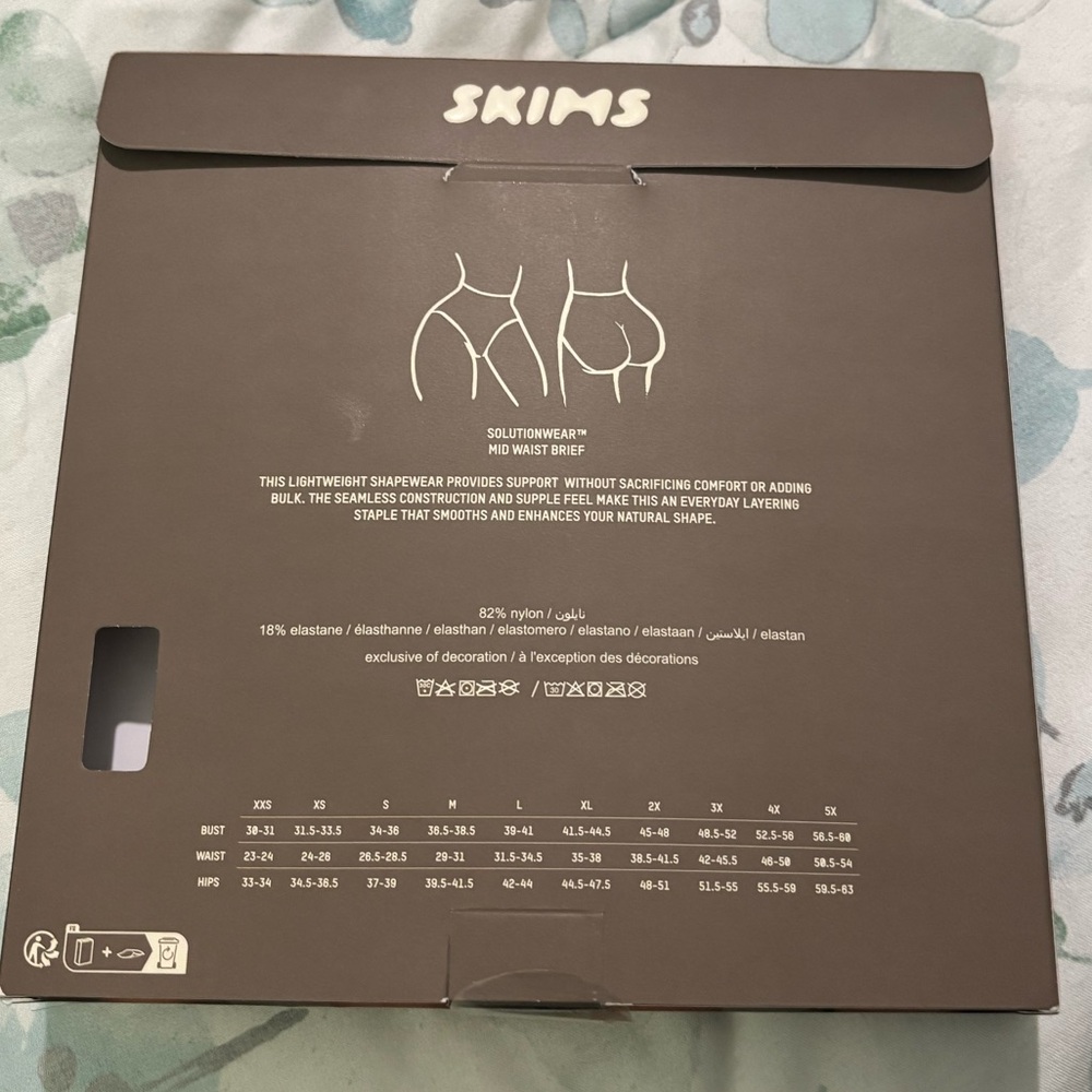 SKIMS Seamless Sculpt Mid Waist Brief - Clay - Size M - New - Picture 2 of 5